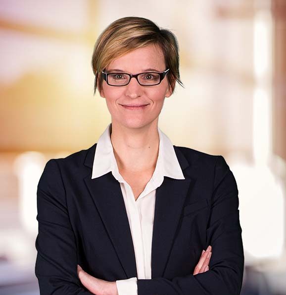 Portrait Mag. Julia-Marie Kollmann.